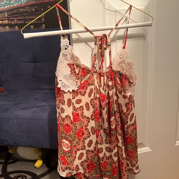 Patterned Tie-Cami - Picture 2 of 2